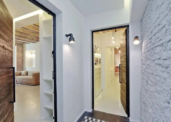 Ych-charming Flat Near Colosseum Appartamento *